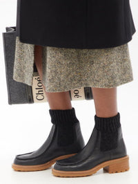 BASEPLUS_Black FLAT CHELSEAS - Black