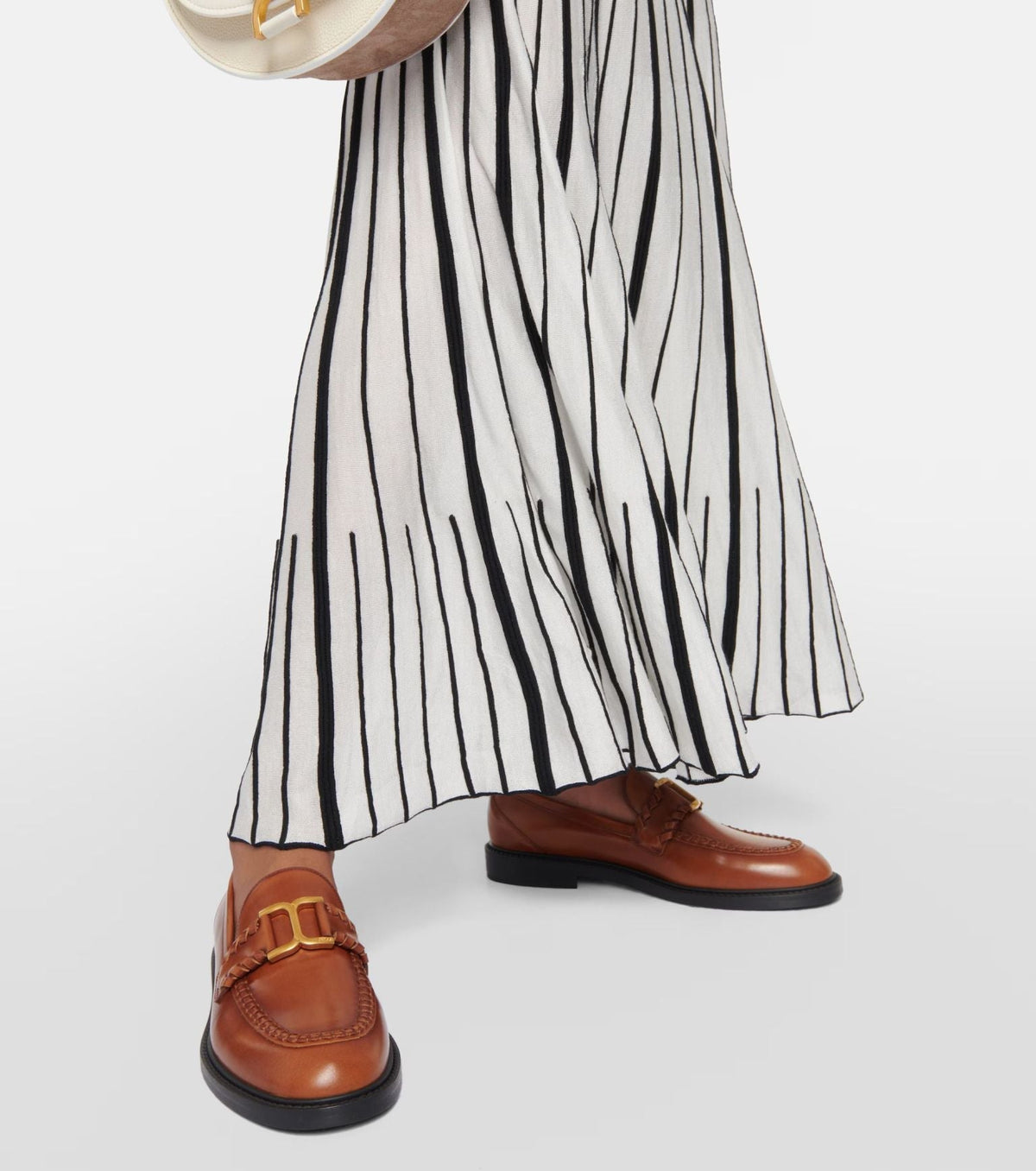 BASEPLUS_Tan FLATS - Tan
