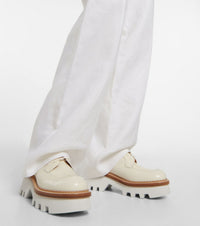 Cloudy White FLATS - Cloudy White