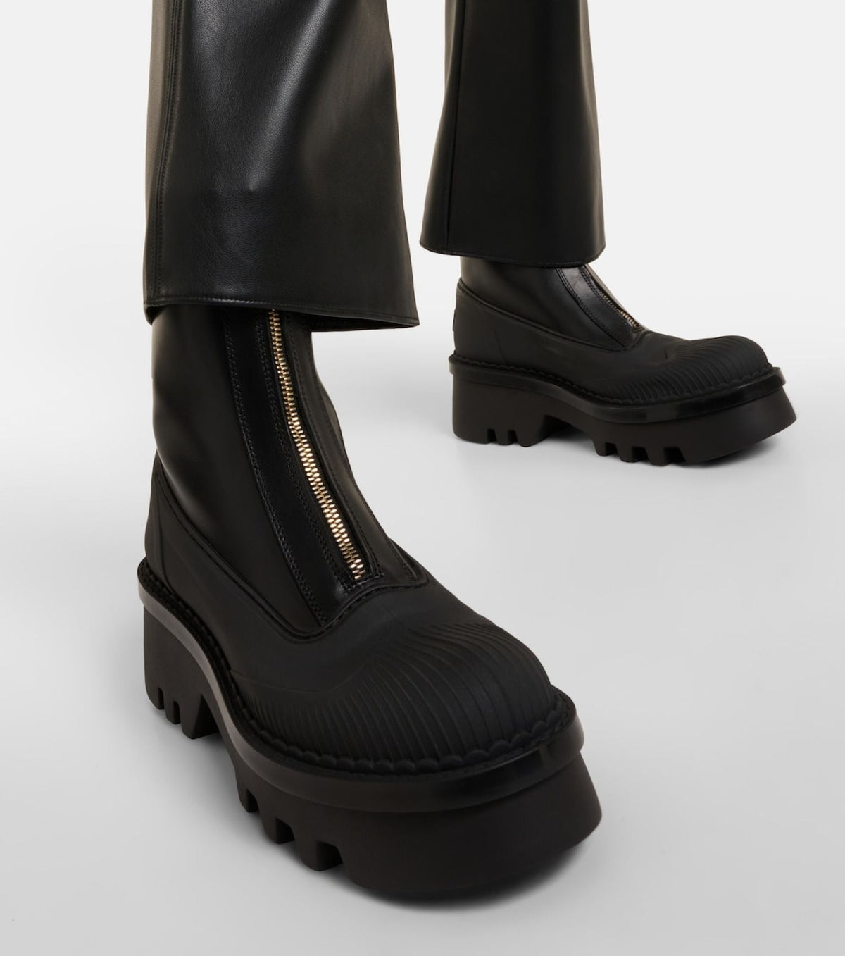 BASEPLUS_Black ANKLE BOOTS - Black