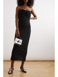 BASEPLUS_Black PUMP - Black