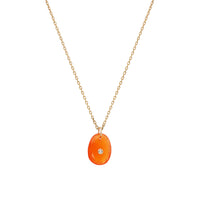 Yellow gold necklace set with diamonds - Carnelian
