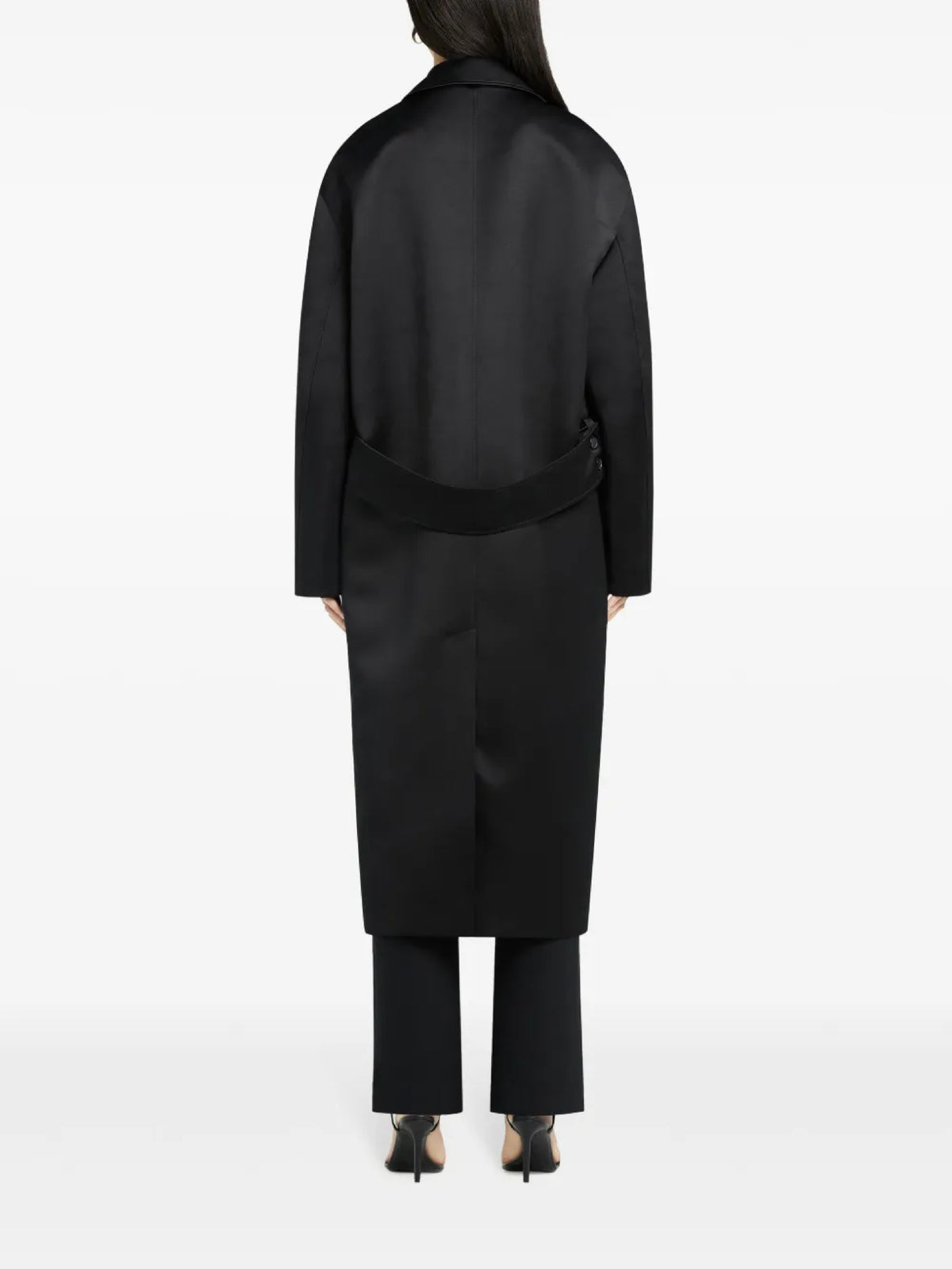 PRIX MARQUE : 600 / MANTEAU COCON SATIN