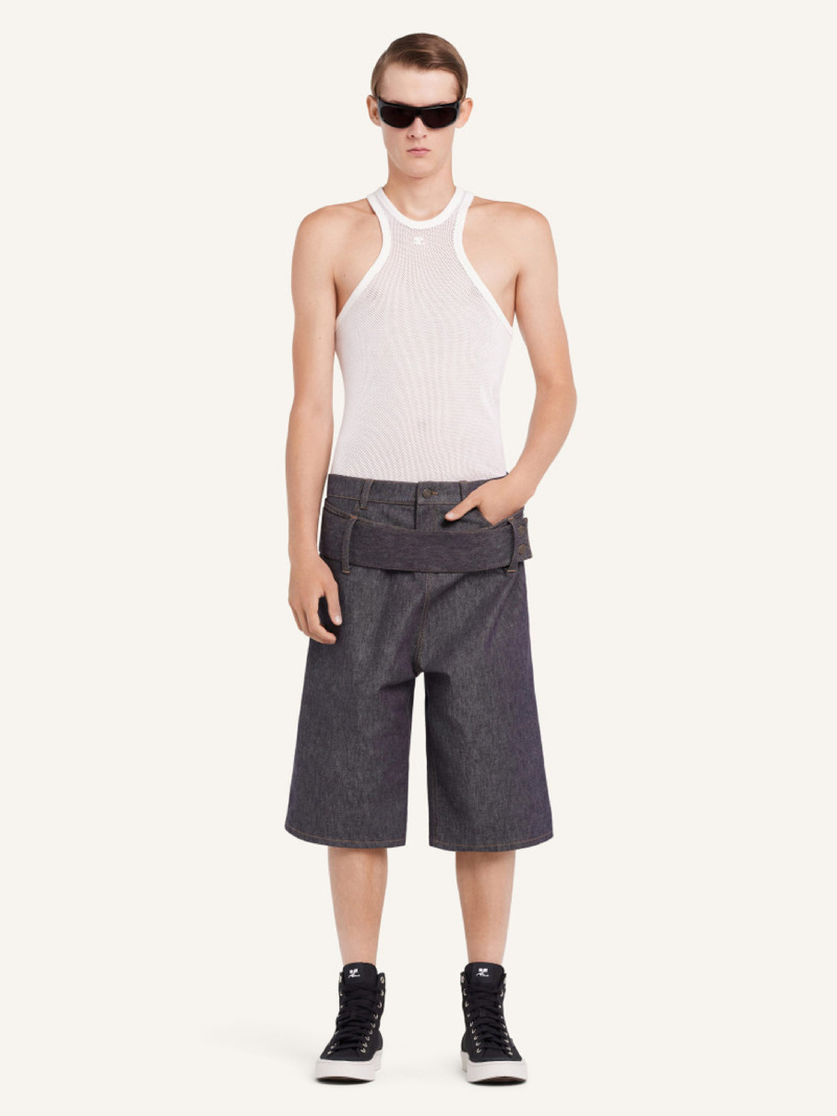 PRIX MARQUE : 130 / SHORT CEINTURÉ EN DENIM