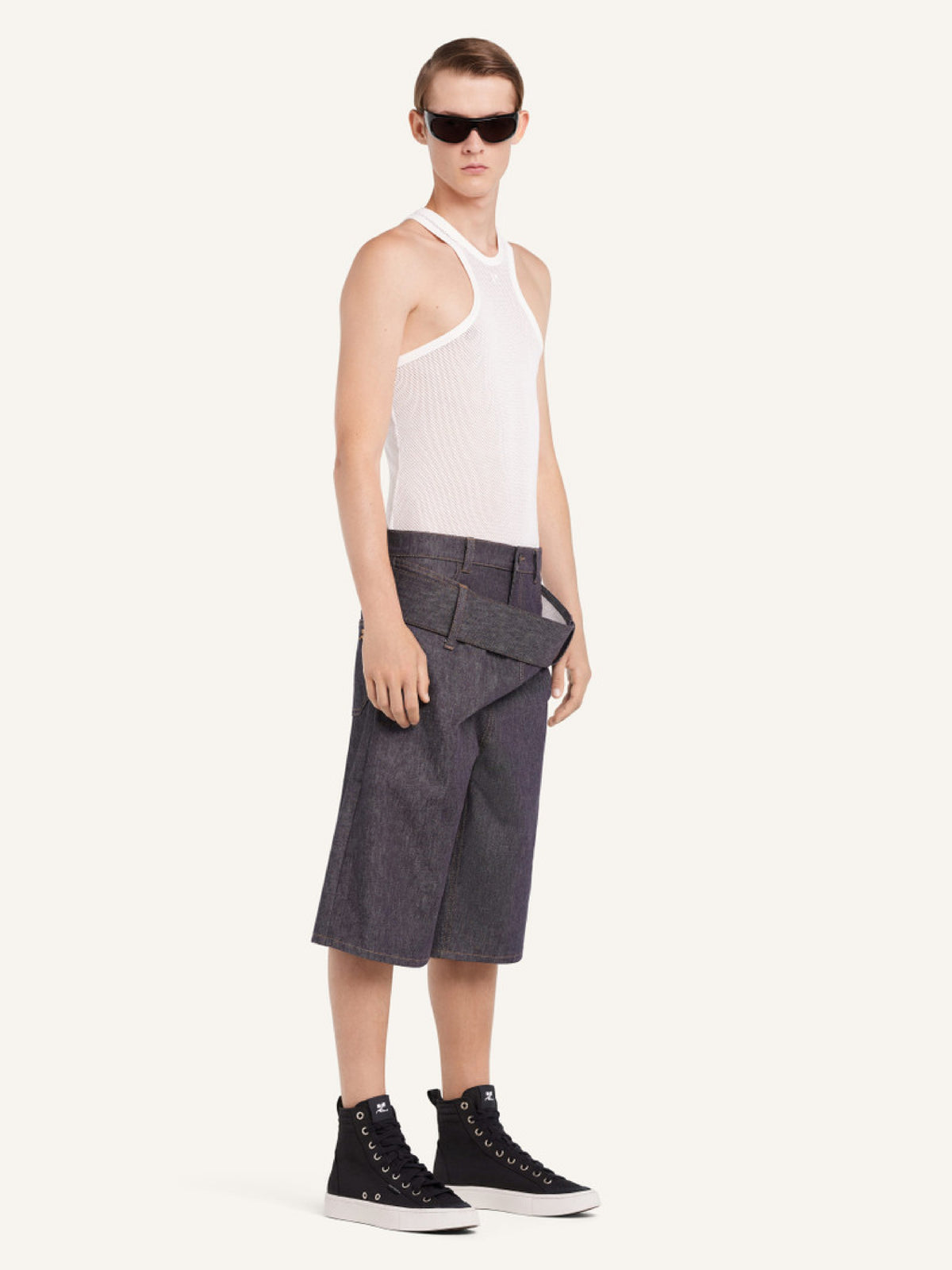 PRIX MARQUE : 130 / SHORT CEINTURÉ EN DENIM
