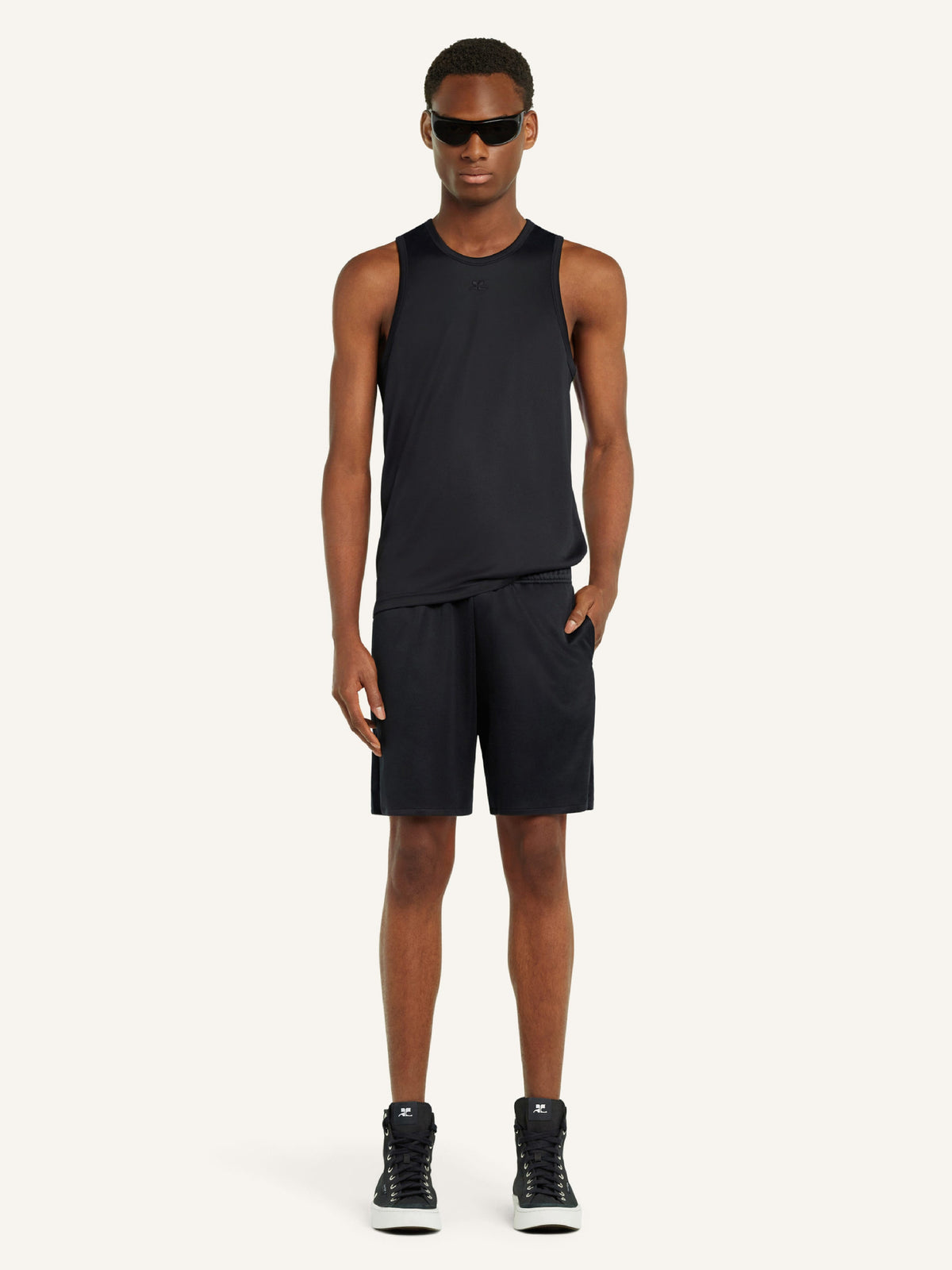 PRIX MARQUE : 90 / SHORT FOOTBALL EN JERSEY