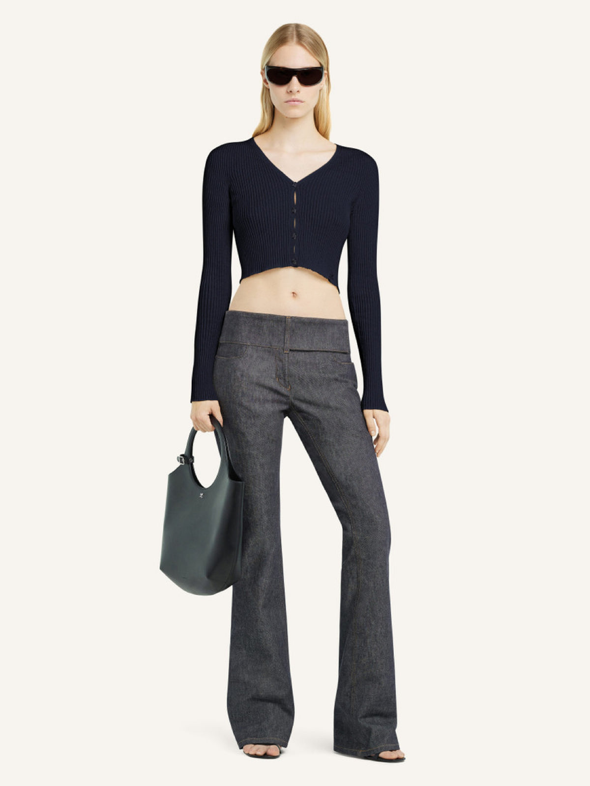 PRIX MARQUE : 180 / CARDIGAN SOLAR COURT EN MAILLE