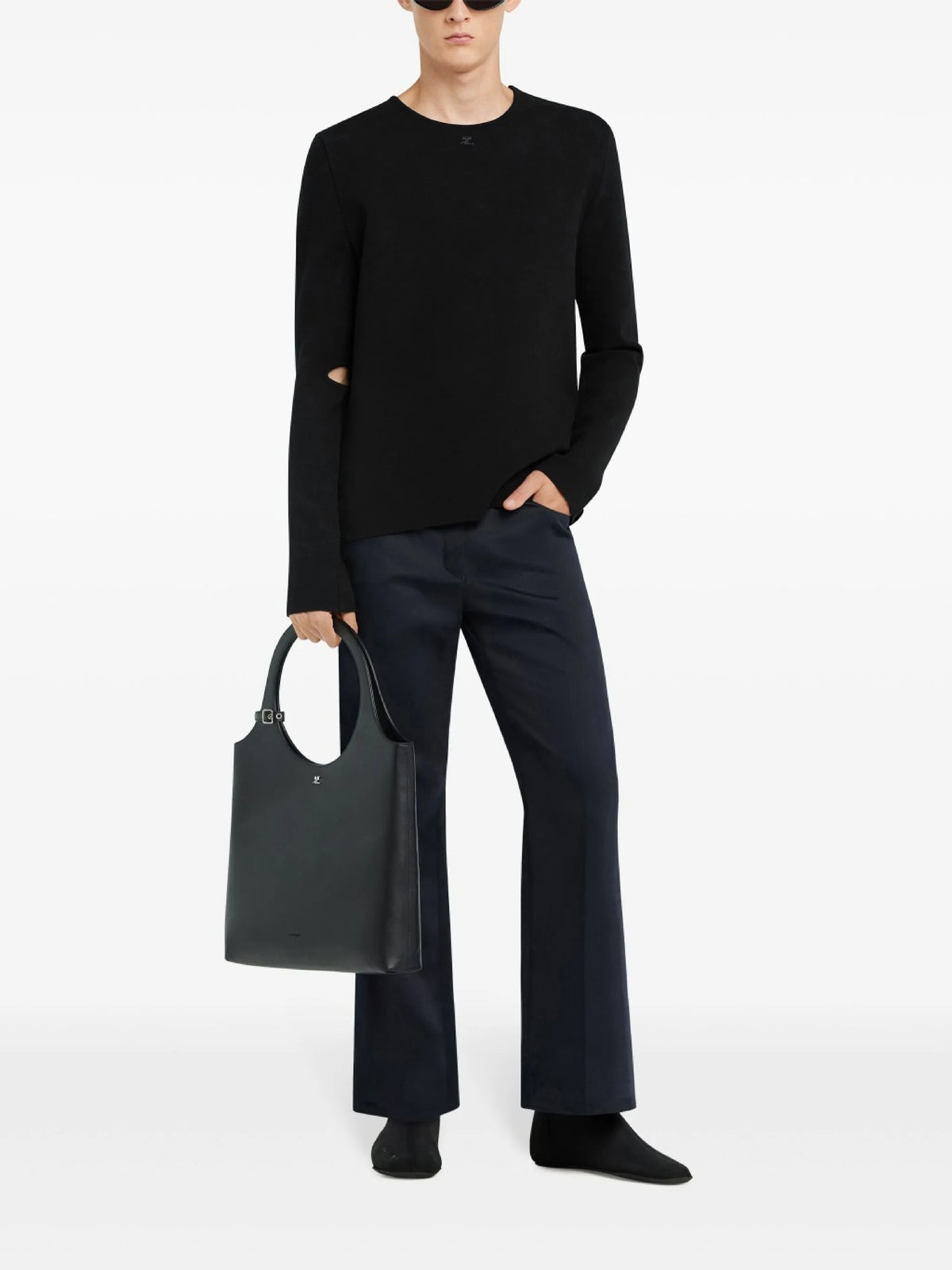 PRIX MARQUE : 140 / PULL CUT-OUT EN MAILLE