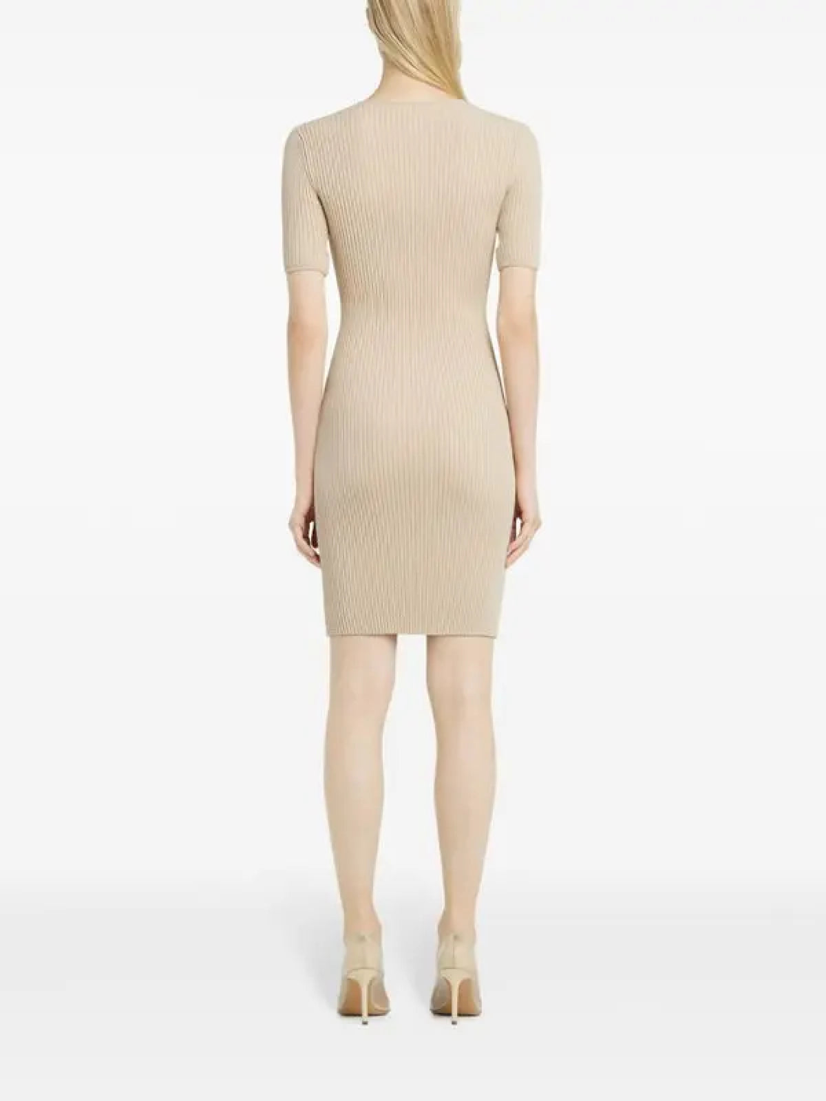PRIX MARQUE : 150 / MINI ROBE CUT-OUT EN MAILLE