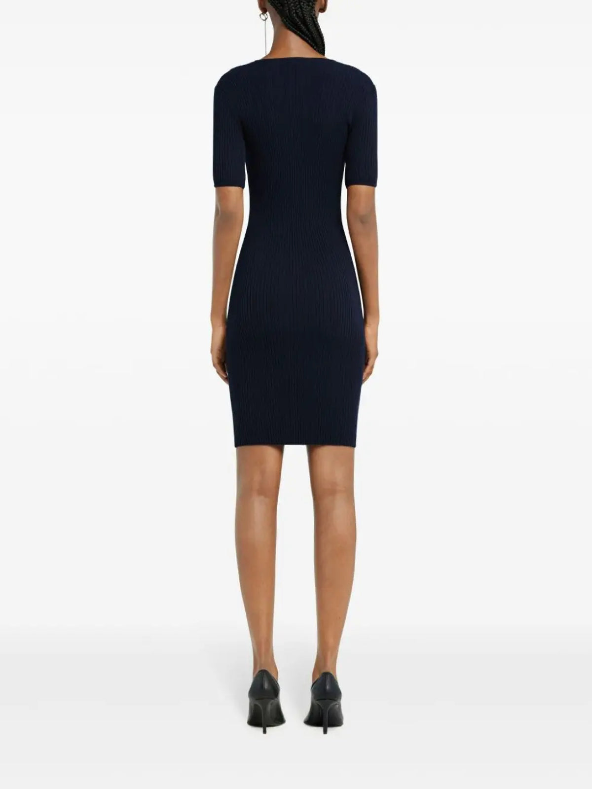 PRIX MARQUE : 150 / MINI ROBE CUT-OUT EN MAILLE