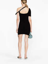 PRIX MARQUE : 120 / ROBE EN MAILLE A BRETELLE ASYMETRIQUE