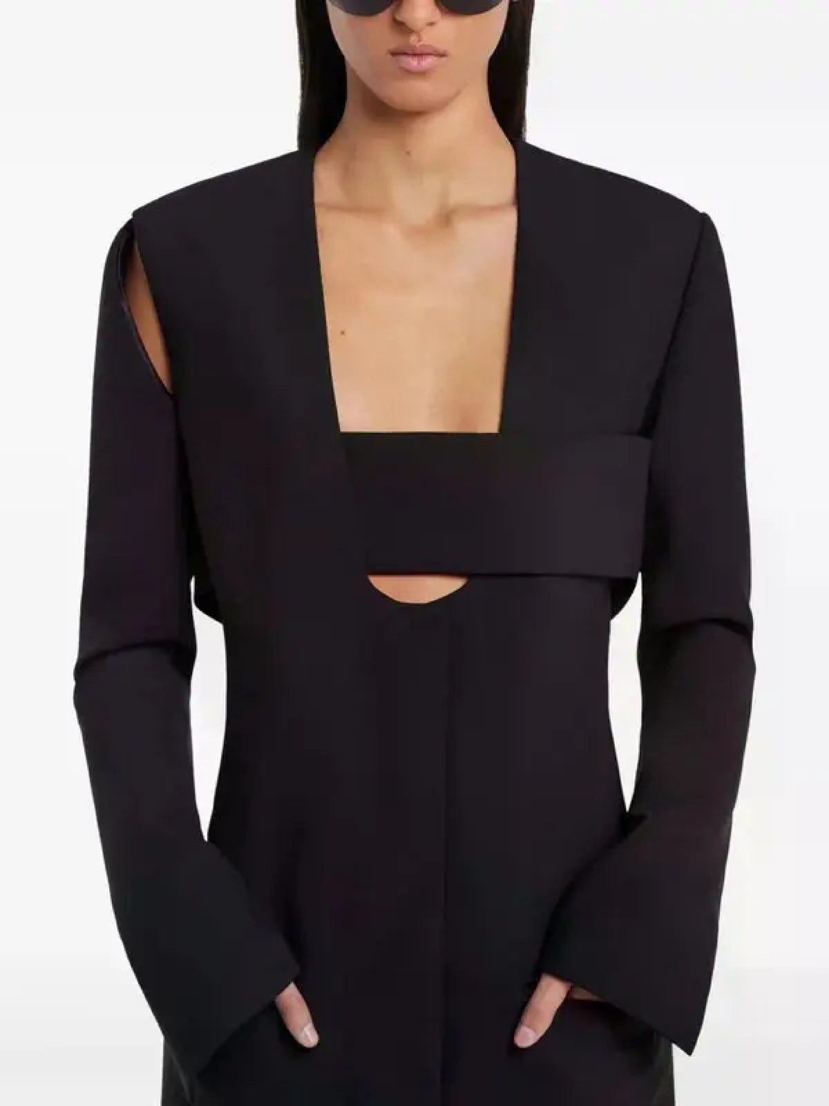 PRIX MARQUE : 600 / MANTEAU INFINI