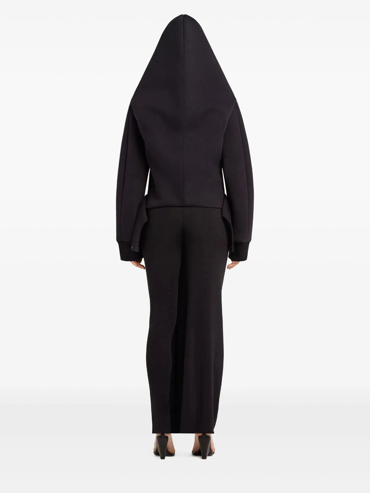 PRIX MARQUE : 300 / VESTE COCON