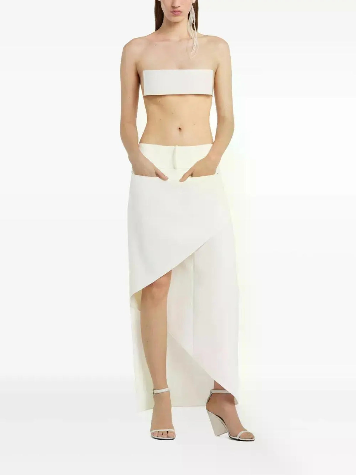 PRIX MARQUE : 120 / BRASSIÈRE CARRÉ MAGIQUE