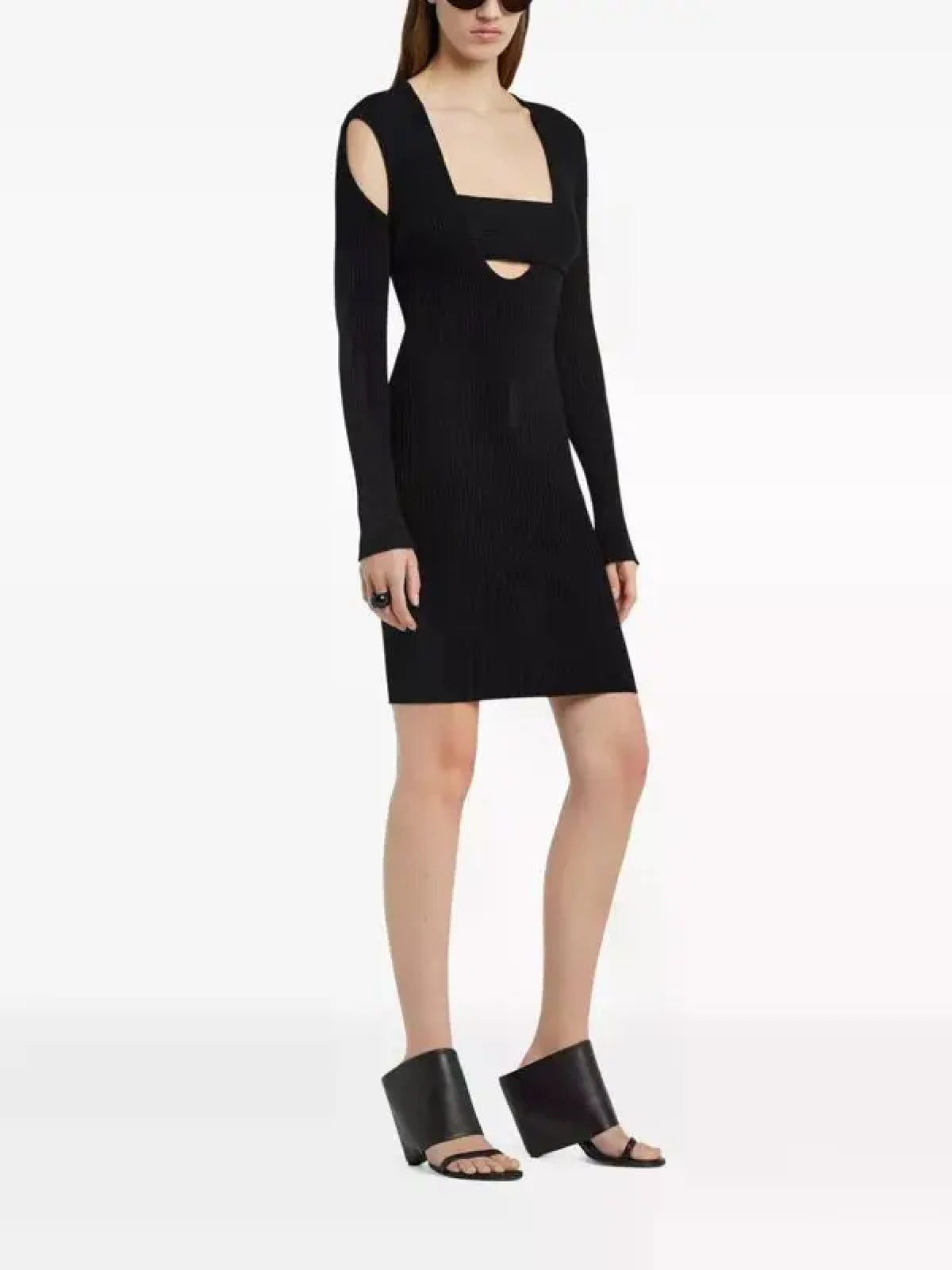 PRIX MARQUE : 160 / ROBE INFINI EN MAILLE