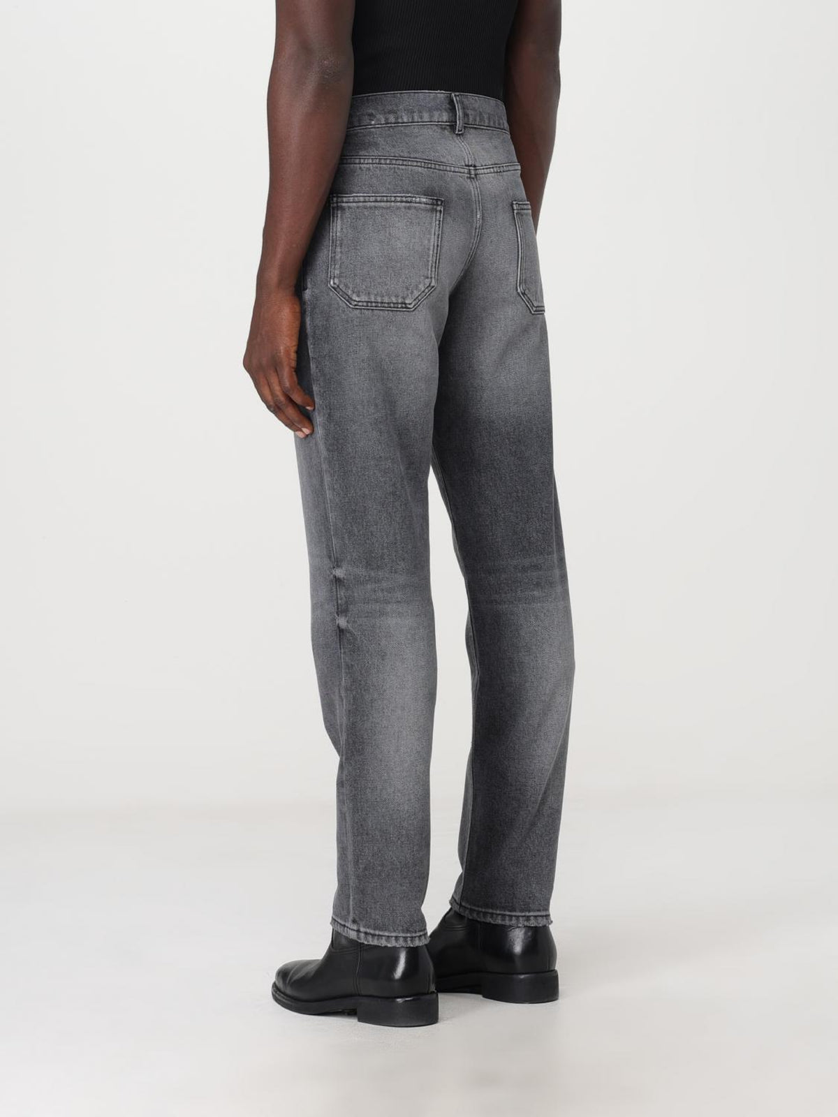 PRIX MARQUE : 120 / PANTALON 5 POCHES EN DENIM
