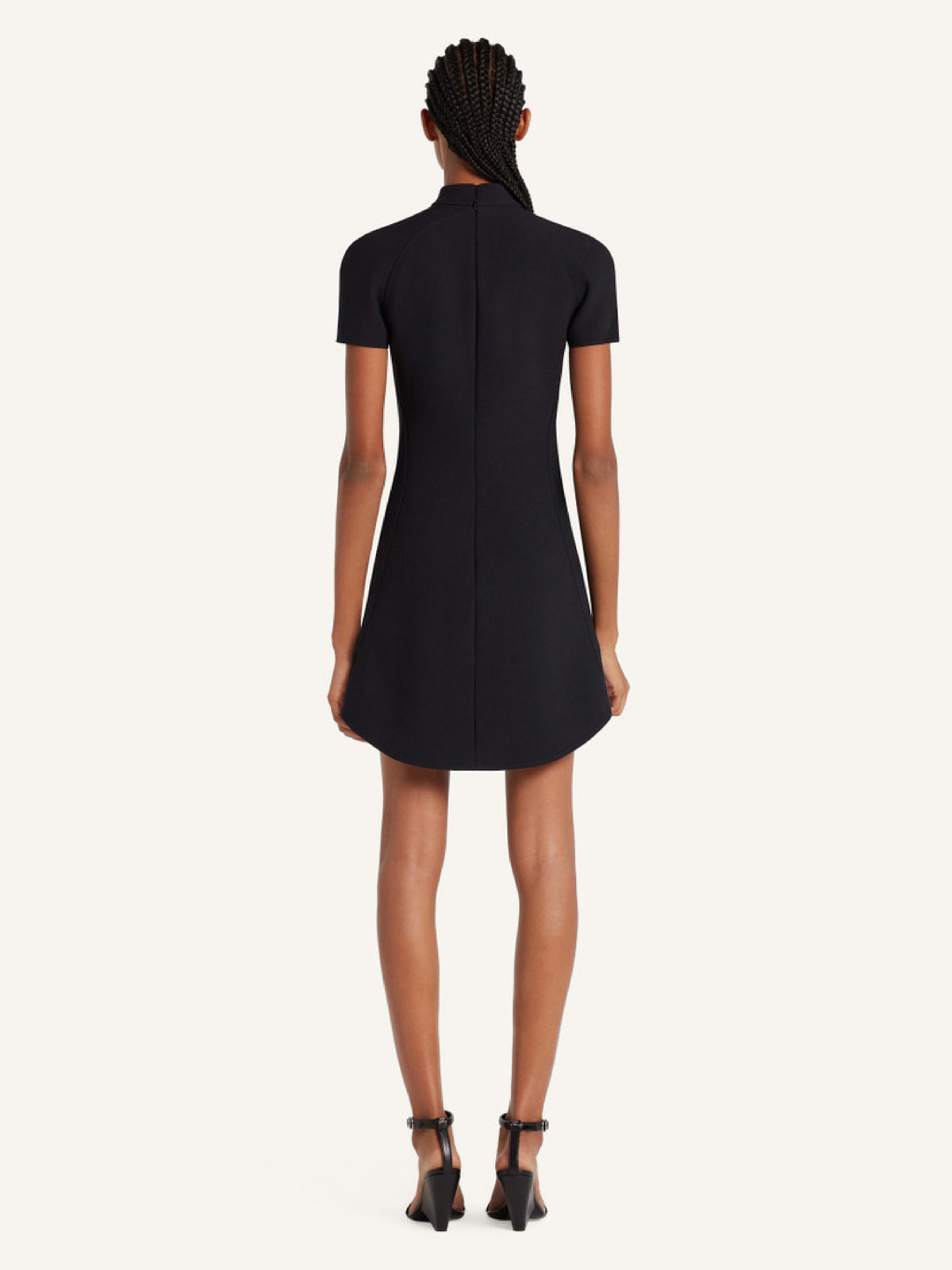 PRIX MARQUE : 290 / ROBE HÉRITAGE CERCLE