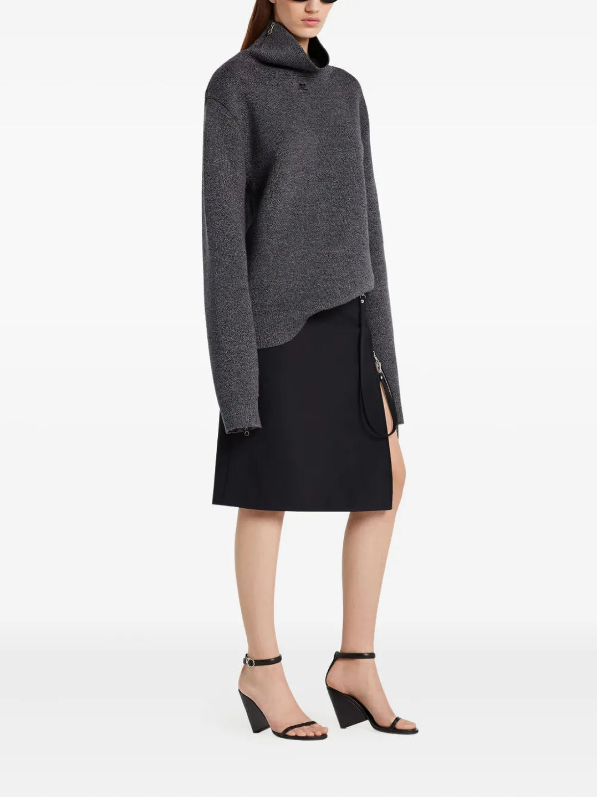 PRIX MARQUE : 140 / PULL COL CHEMINÉE ZIPPÉ