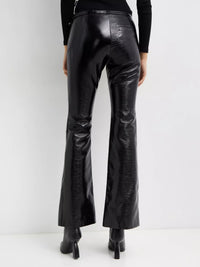 PRIX MARQUE : 120 / BOOTCUT À SUSPENSIONS VINYL