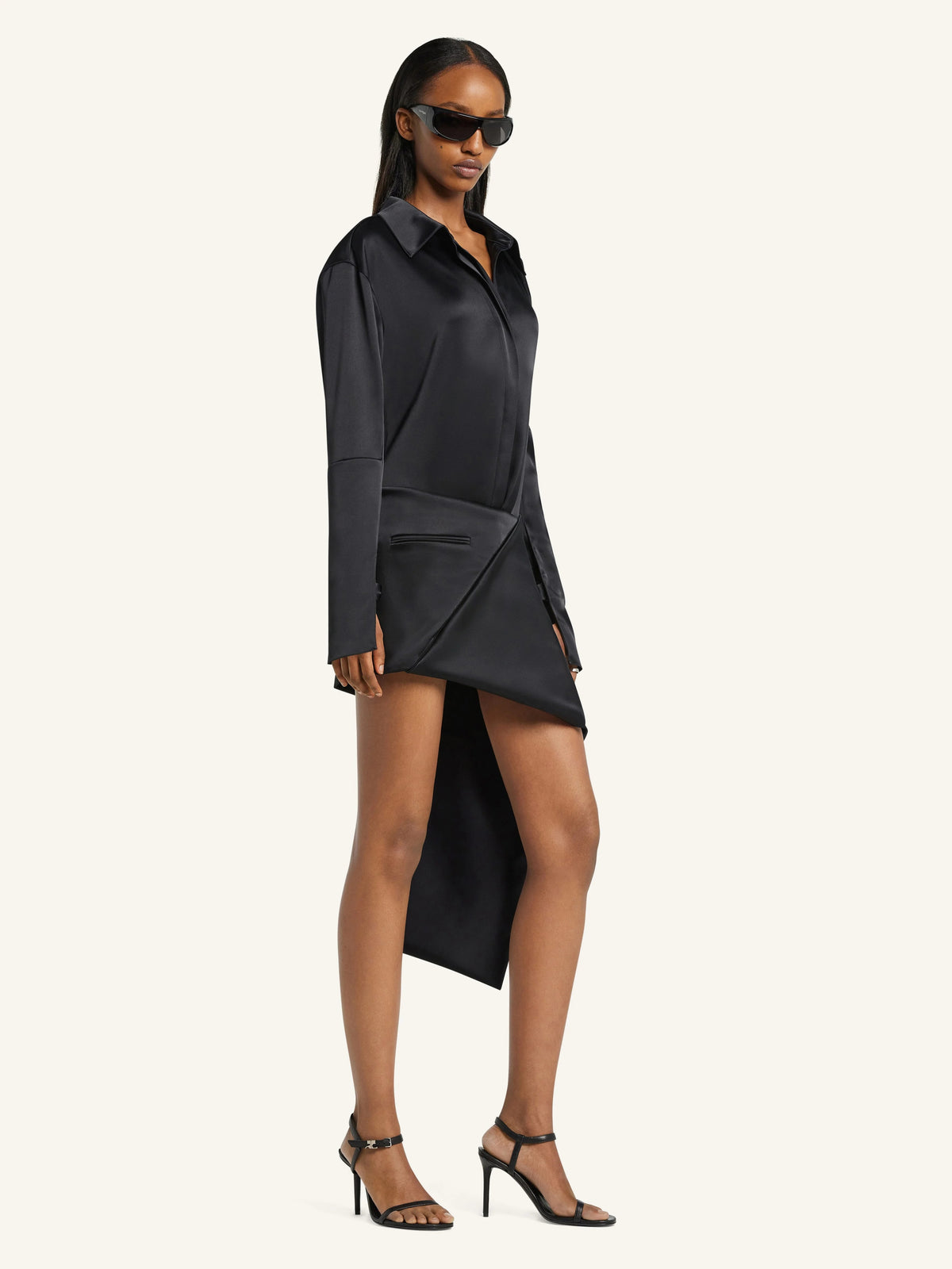 PRIX MARQUE : 150 / MINI JUPE FOLD EN SATIN