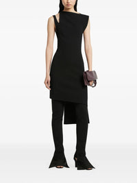 PRIX MARQUE : 200 / ROBE OBLIQUE EN MAILLE CÔTELÉE