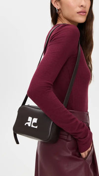 PRIX MARQUE : 250 / BAG REEDITION CAMERA-TU