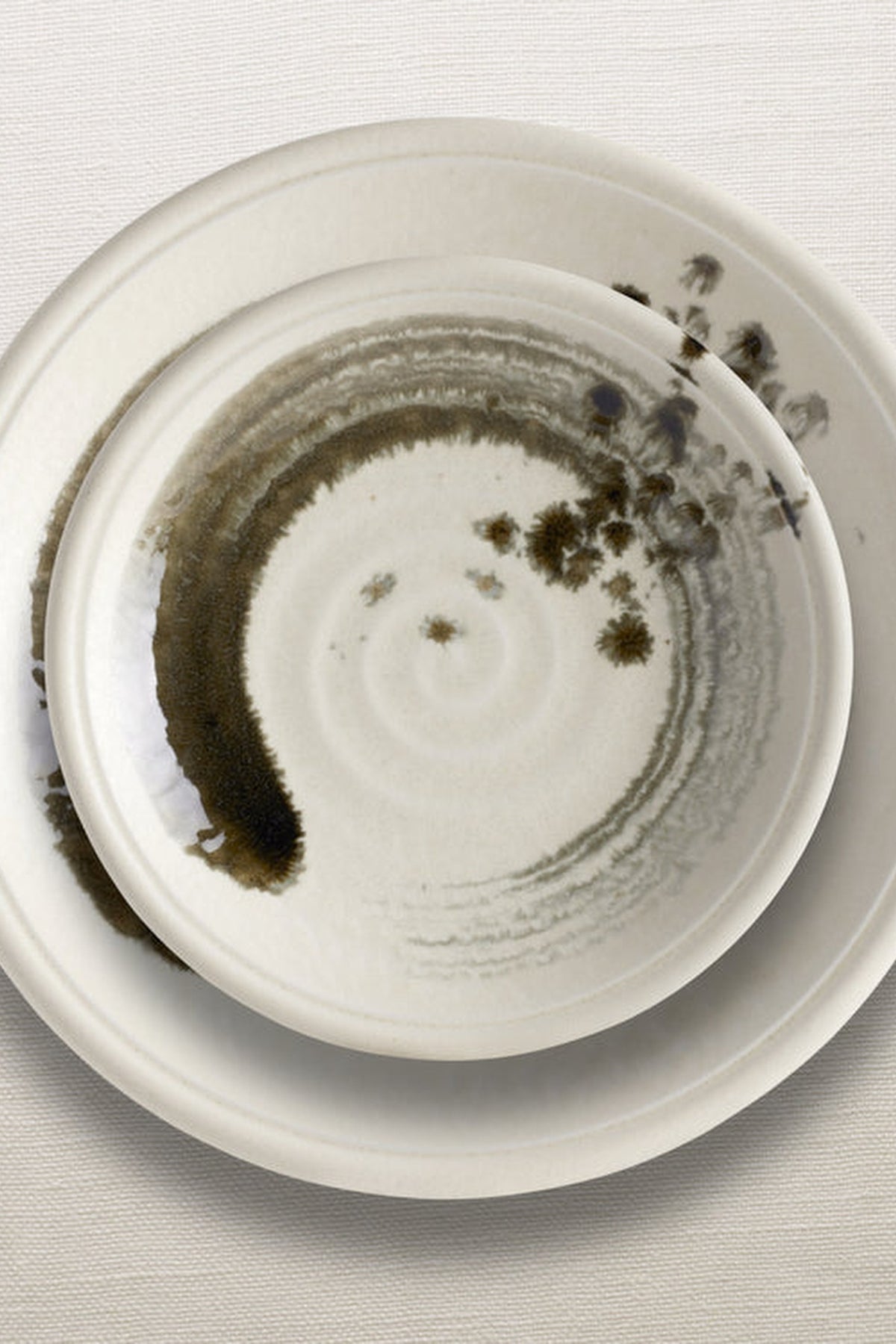 Assiette plate sumi brush - Grey