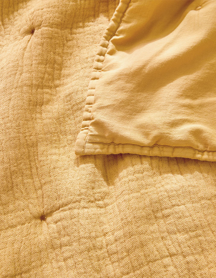 Couvre-lit matelassé en satin de coton lavé - Jaune