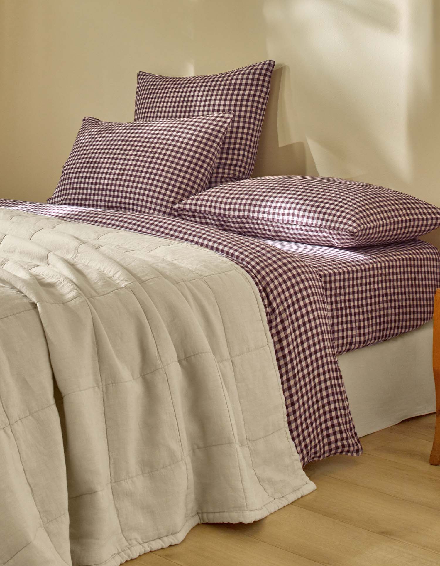 Quilted bedspread in washed linen - Natural