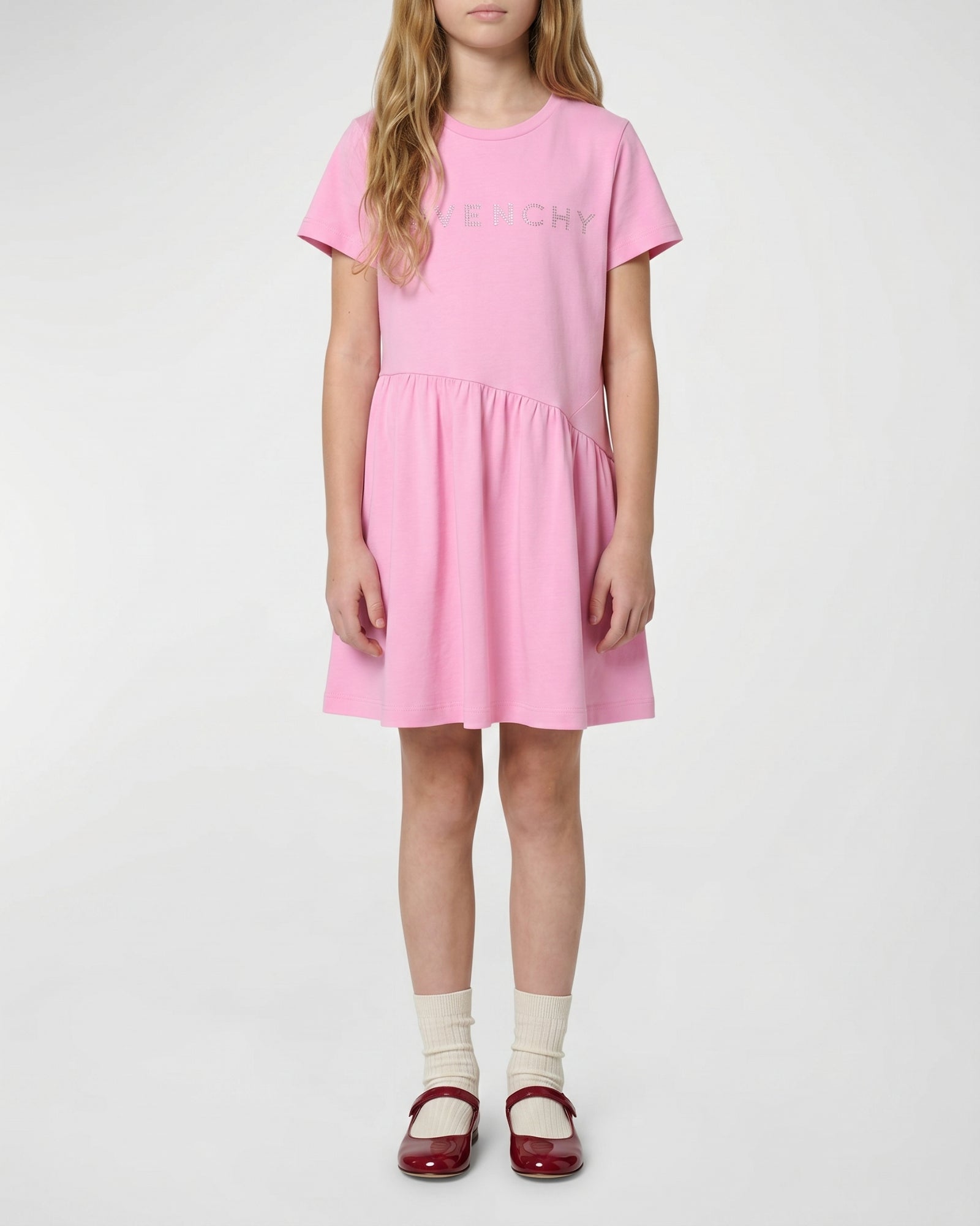 ROBE MANCHES COURTES