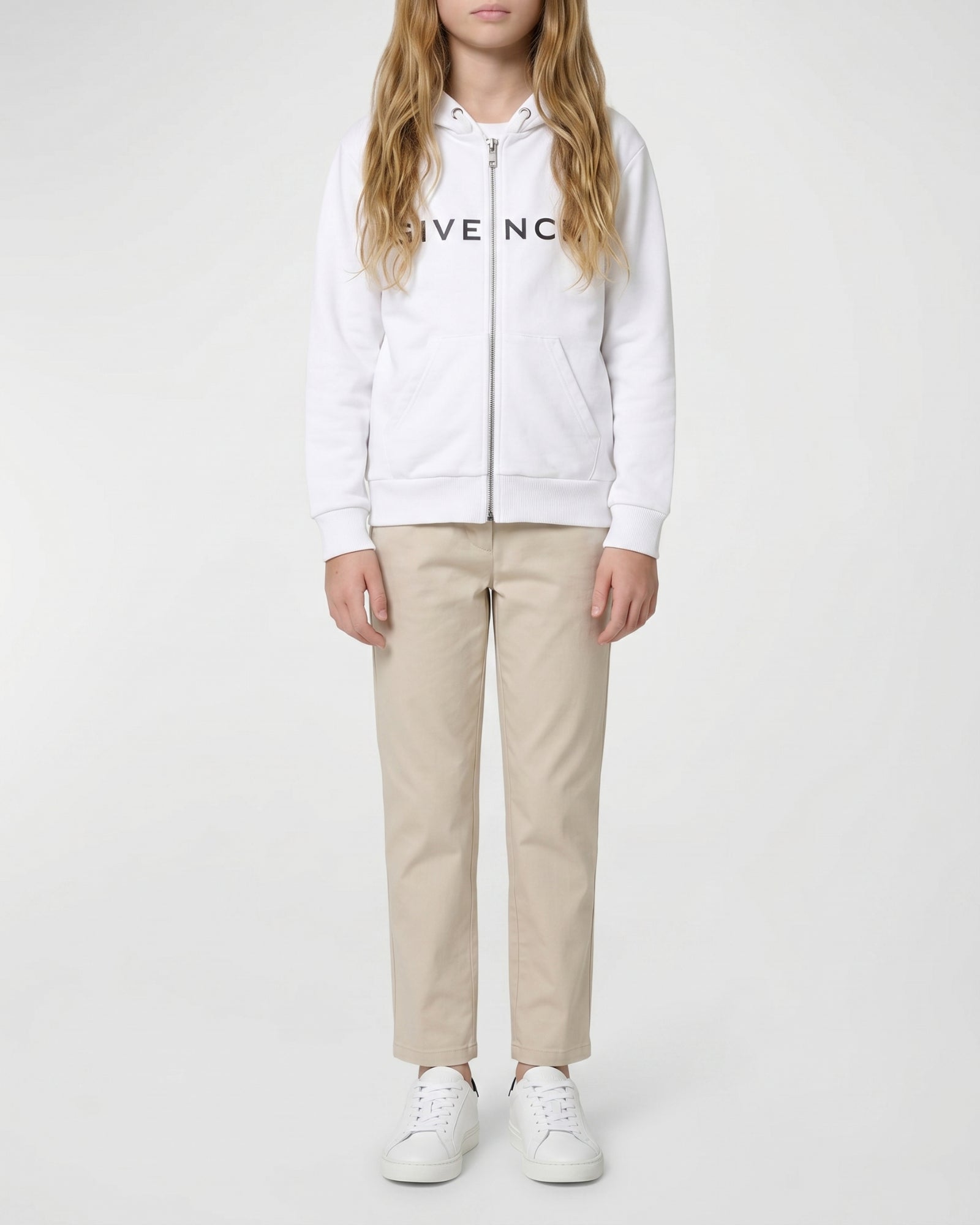 CARDIGAN A CAPUCHE