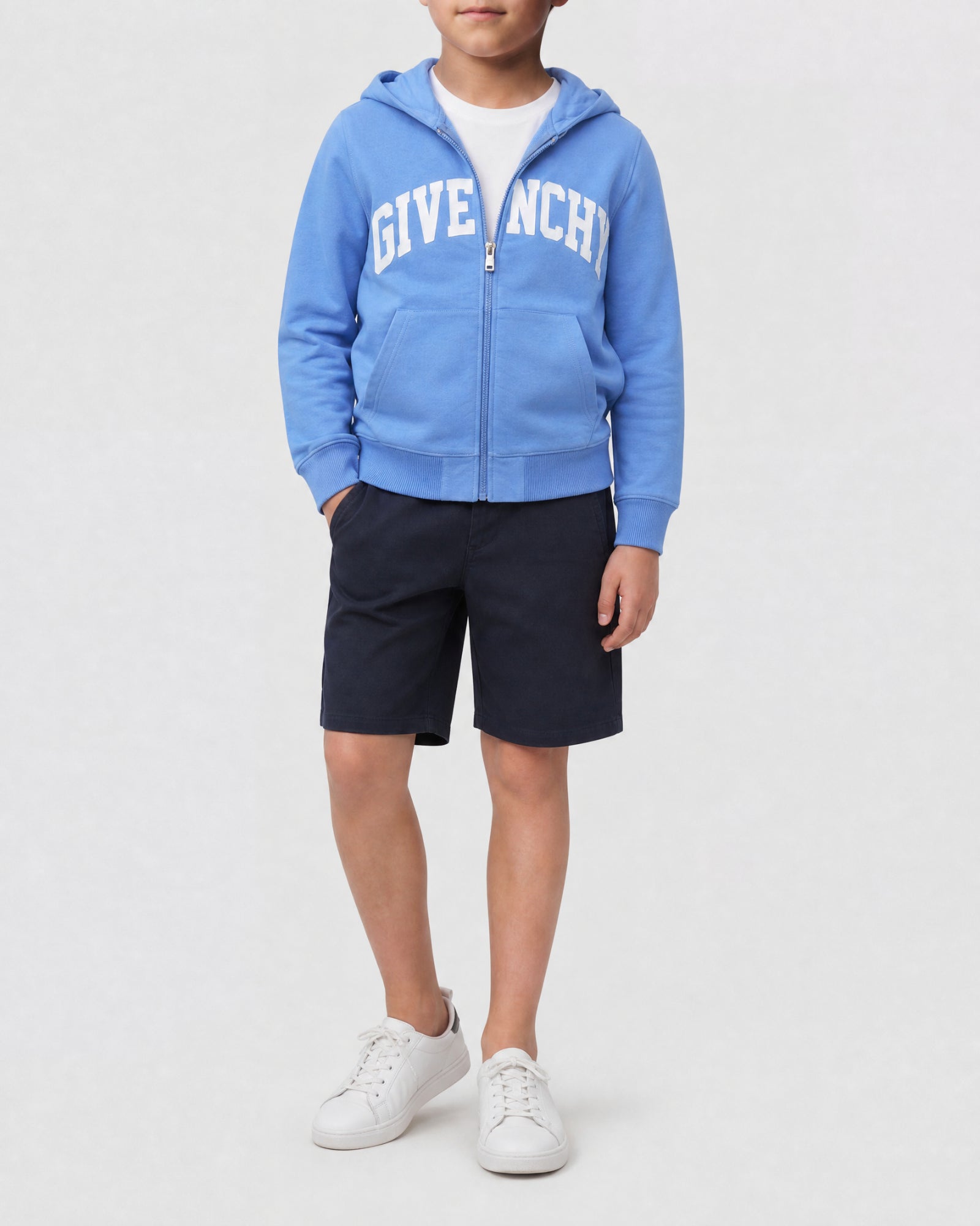 CARDIGAN A CAPUCHE