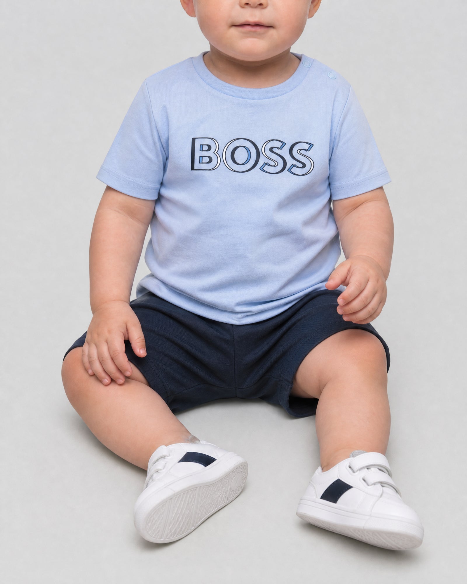 TEE-SHIRT MANCHES COURTES