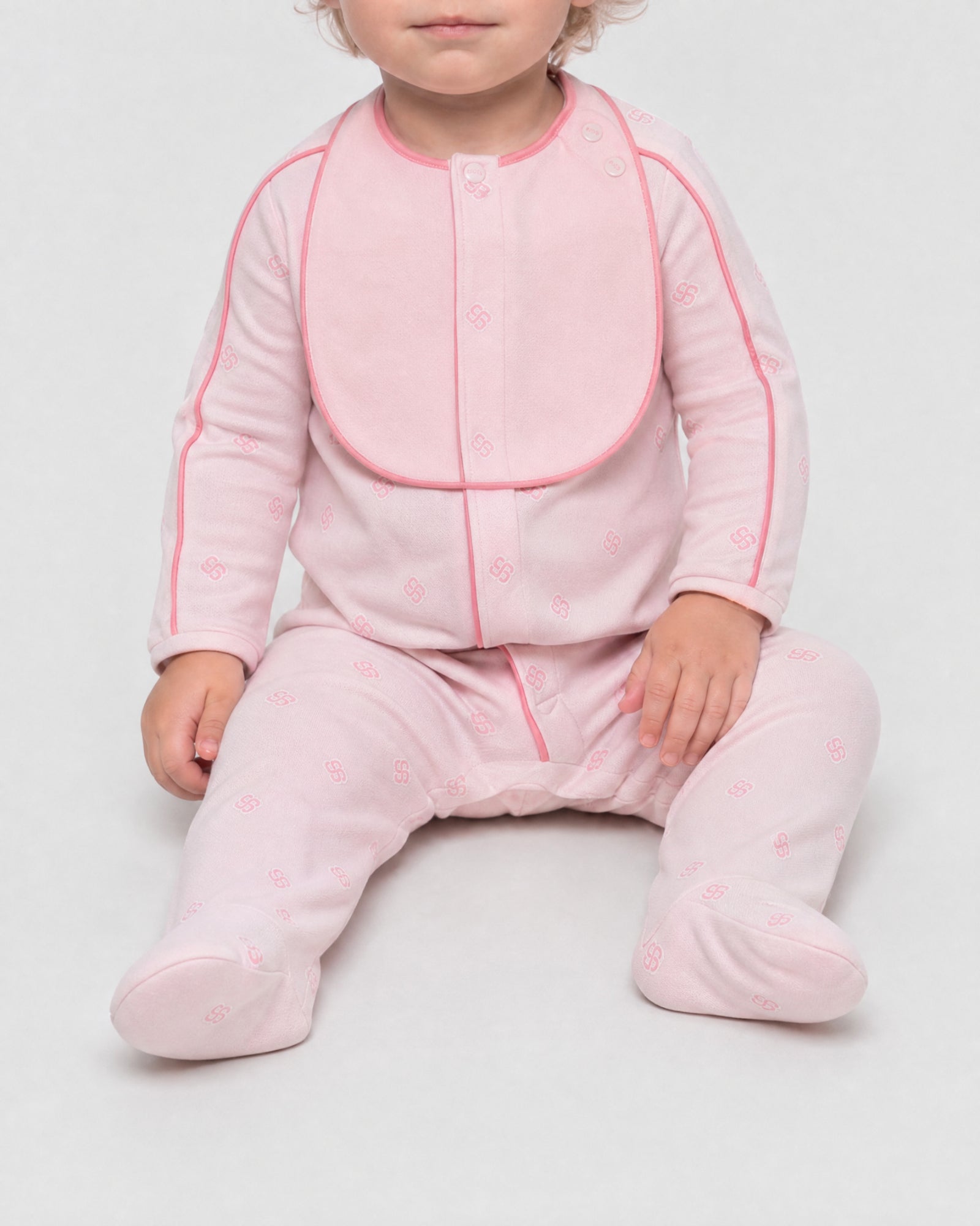 PYJAMA+BAVOIR