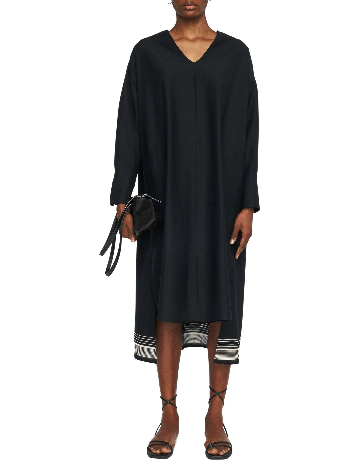 Black Robe - Black