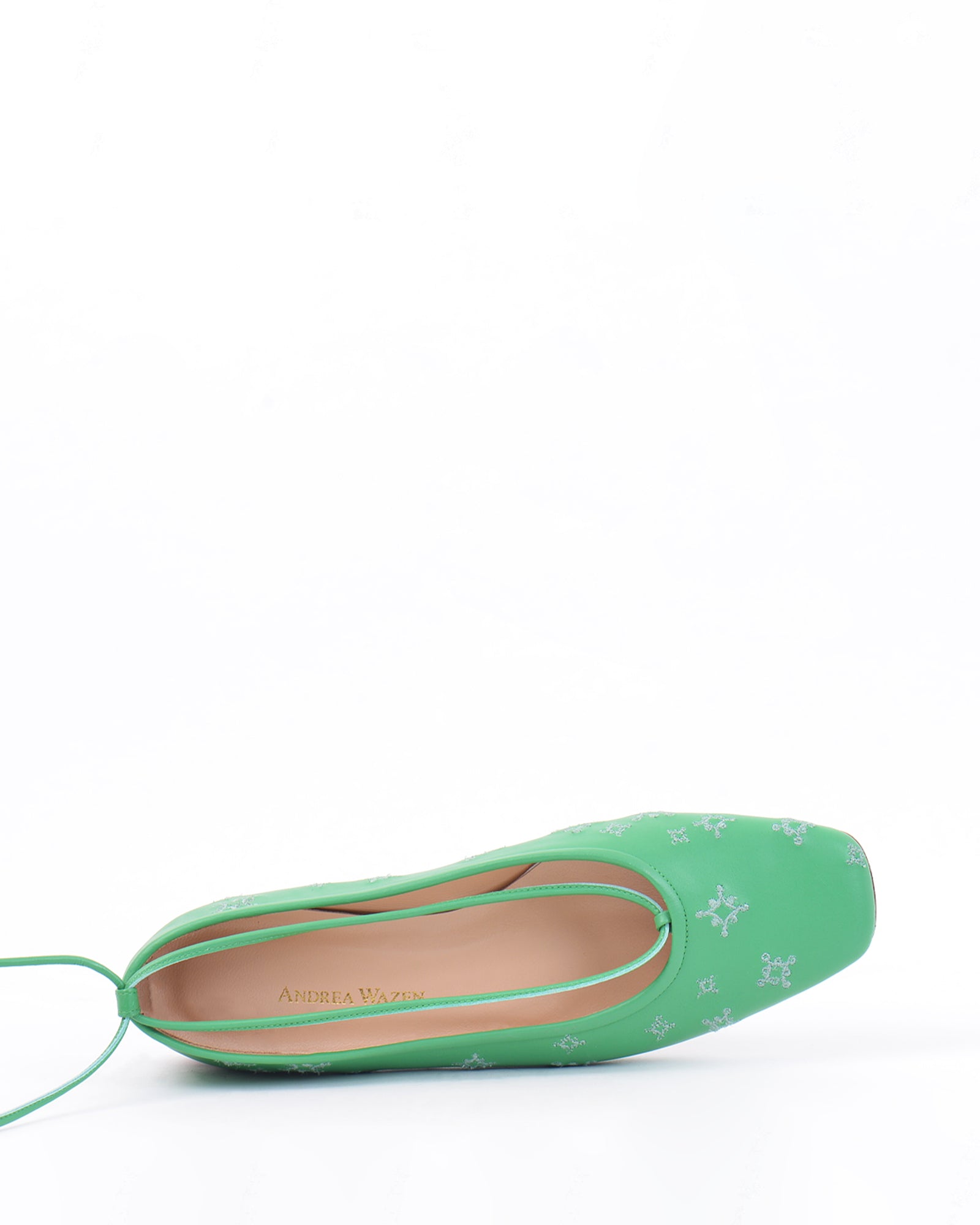 DIANA FLAT