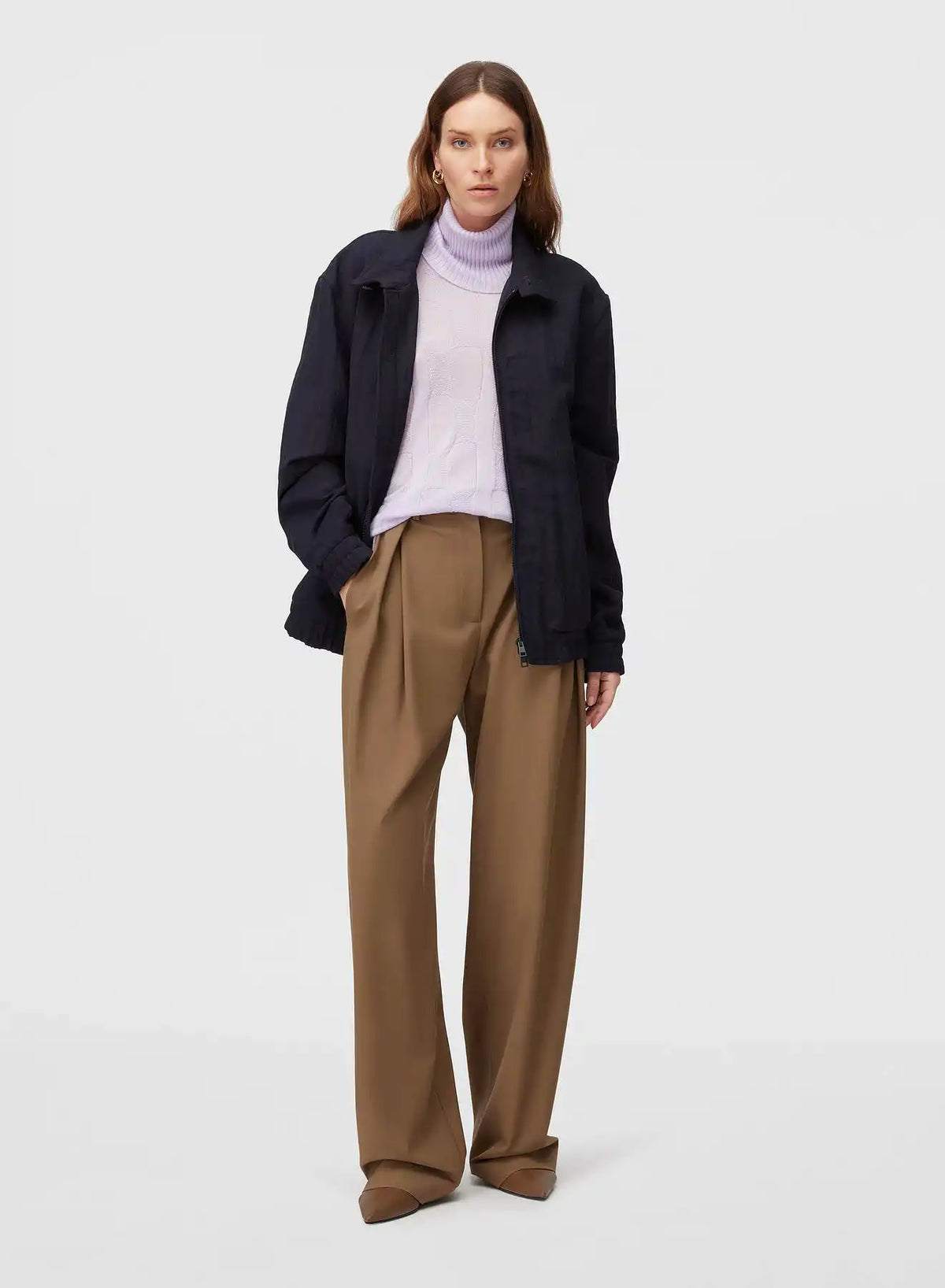 DARK BLUE PACKABLE BOMBER (NR)
