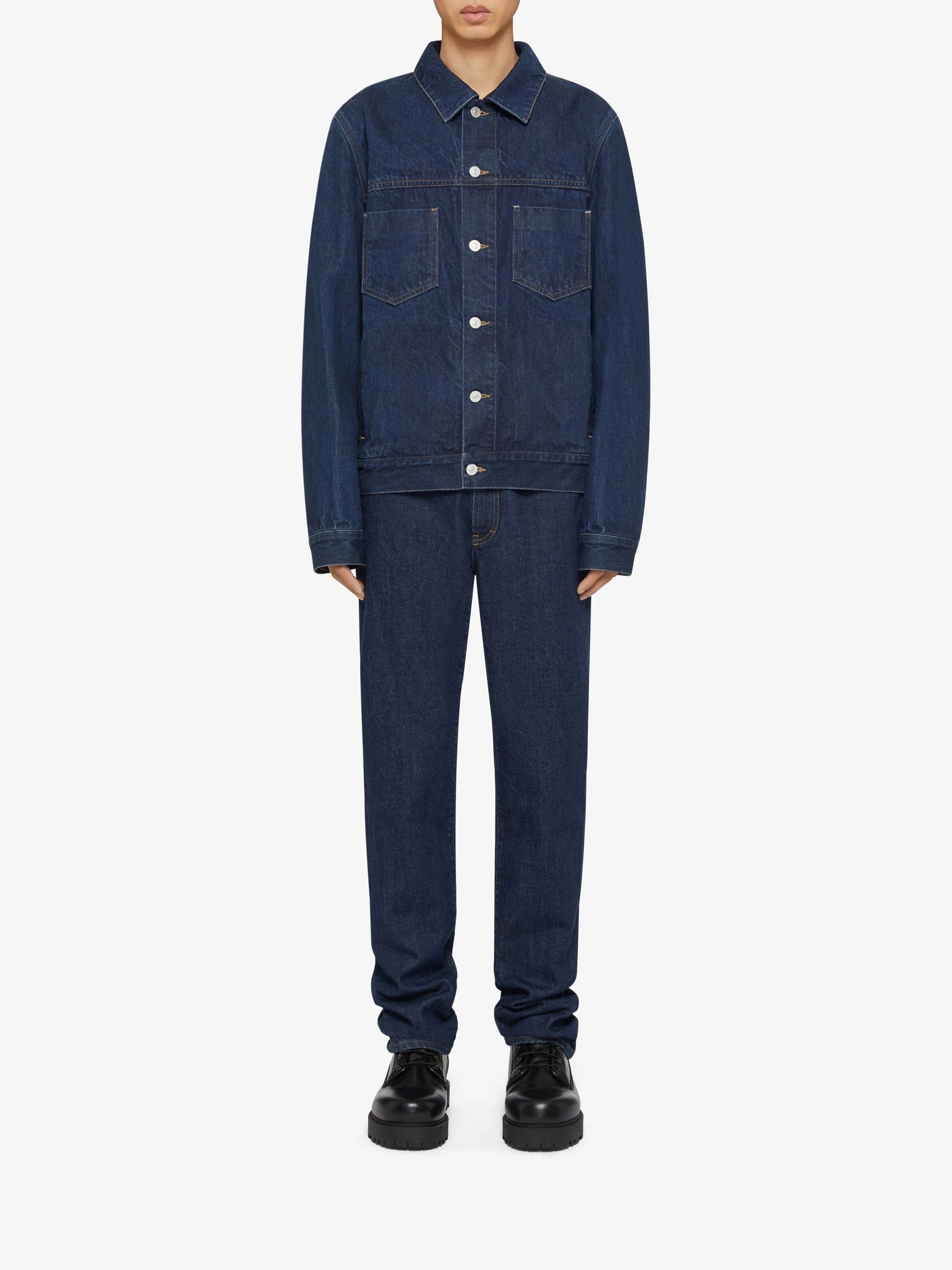 CLASSIC SLIM FIT PANTS
