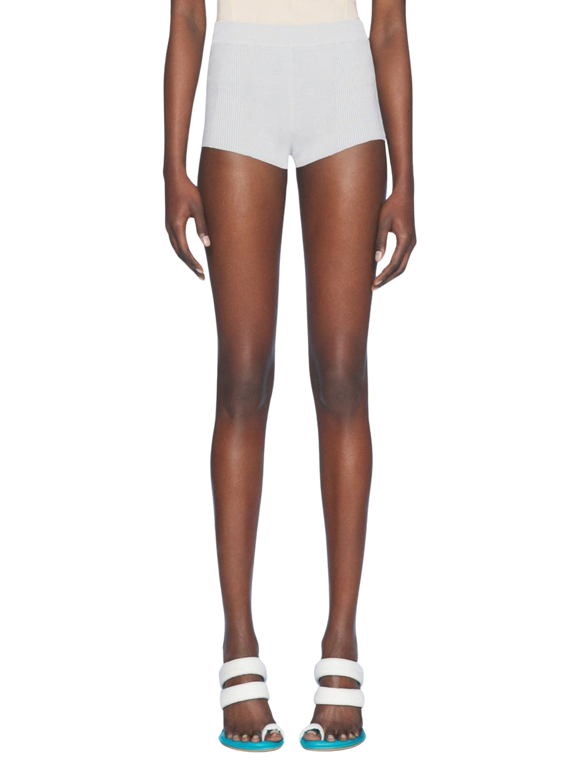60€ / 1 sold //73 QTY / ST1%   Short Basgia en maille - Light Grey