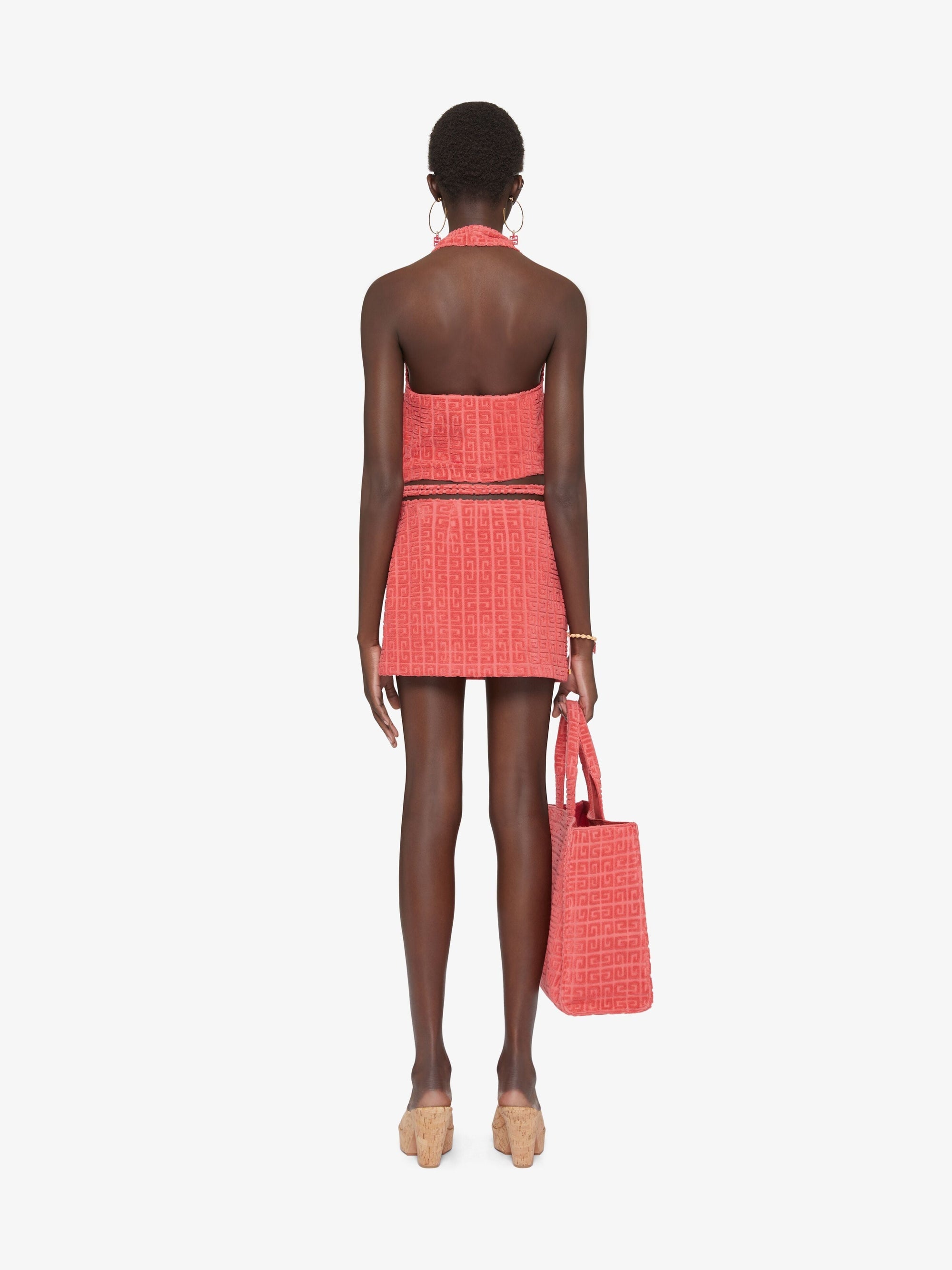 HALTER NECK CROPPED TOP