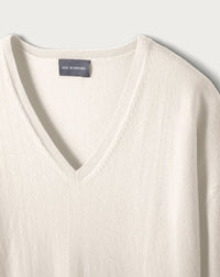Oversized V-neck cashmere jumper - Natural