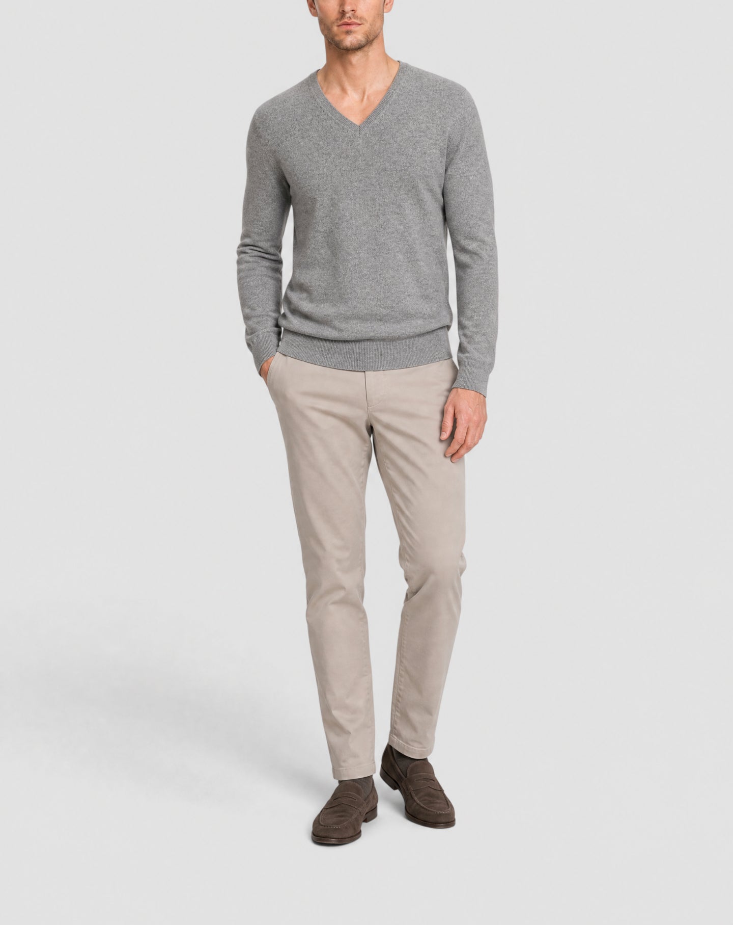 Fitted V-neck cashmere jumper - Flannel