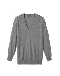 Ultra-fine, loose-fitting V-neck cashmere jumper - Flannel