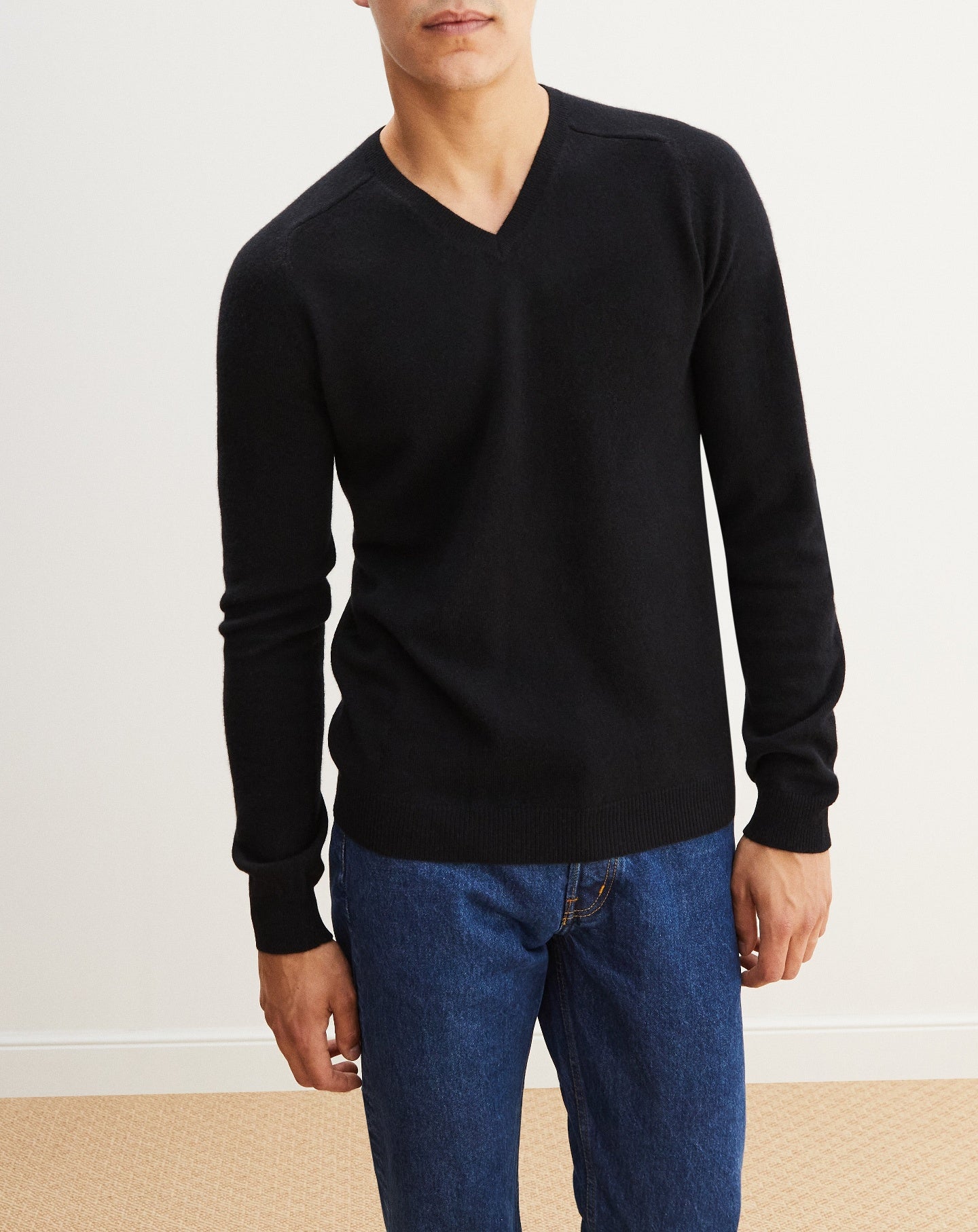 RECO110Pull V Ajusté Emmanchures Marteau - Noir