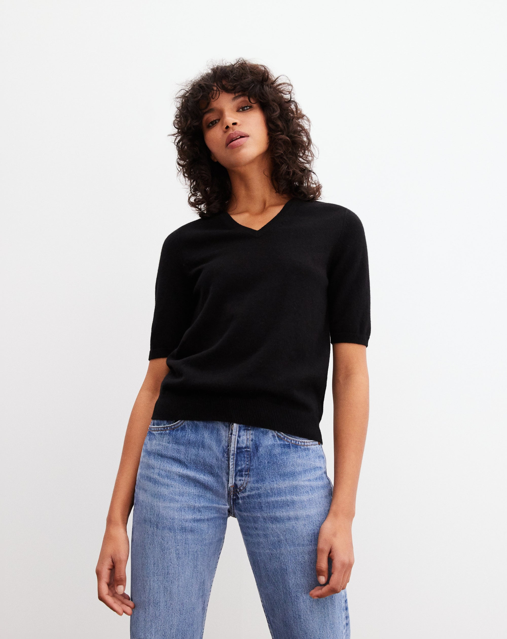 RECO75Pull V Manches Courtes Intemporel - Noir