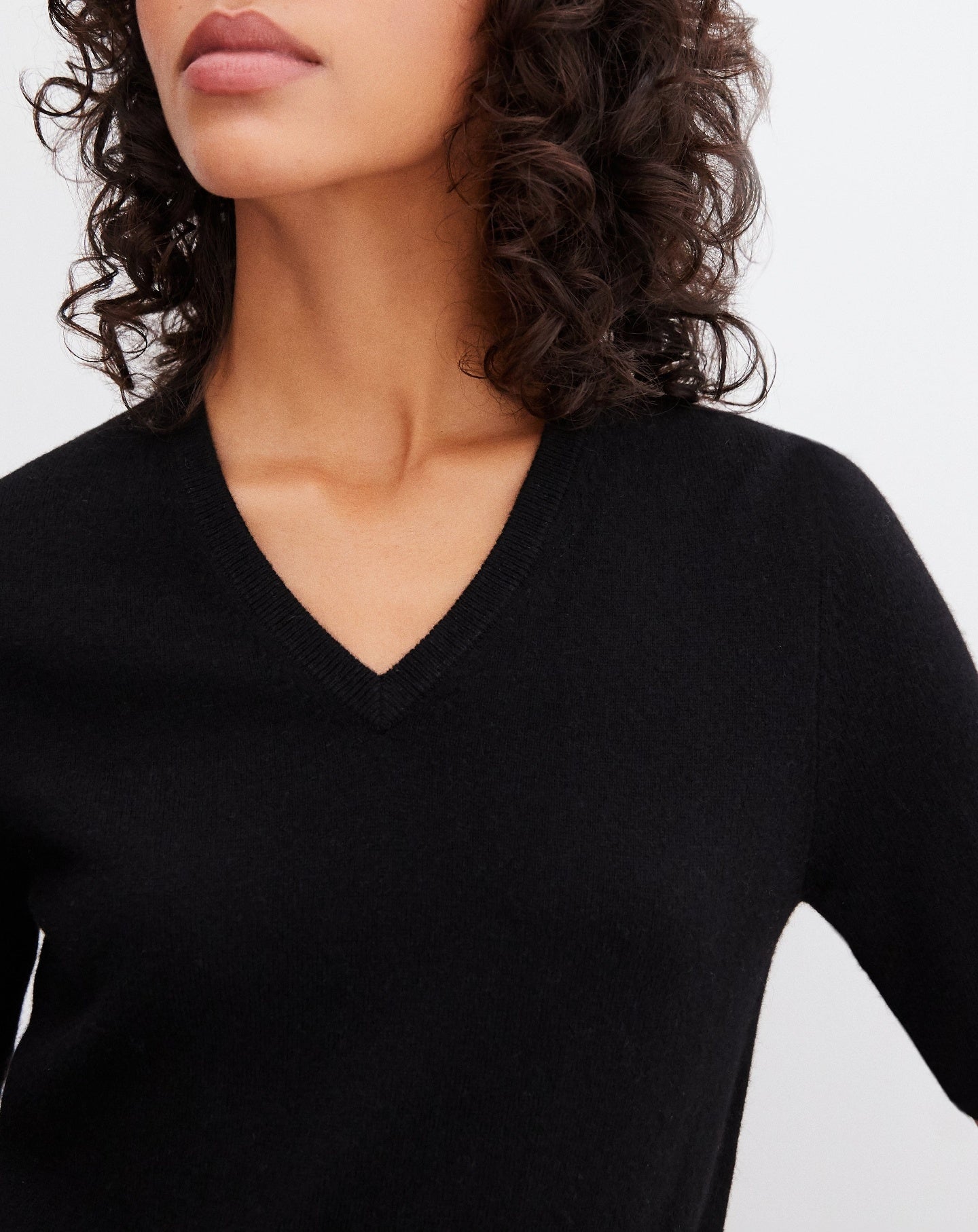 RECO75Pull V Manches Courtes Intemporel - Noir