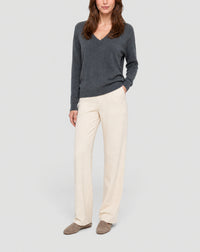Ultra-fine V-neck cashmere jumper - Loup