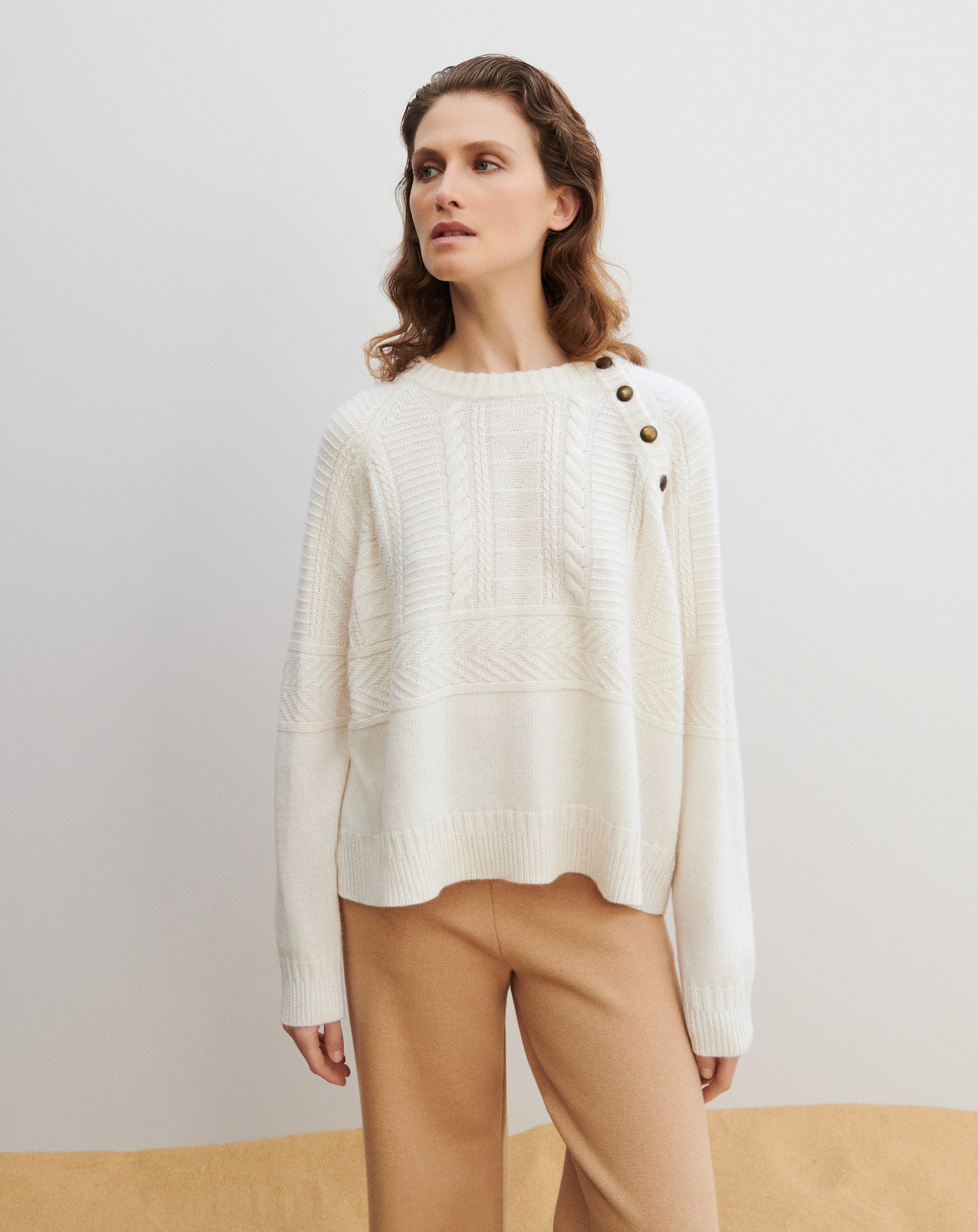 RECO150Ras De Cou Oversize Boutons - Naturel