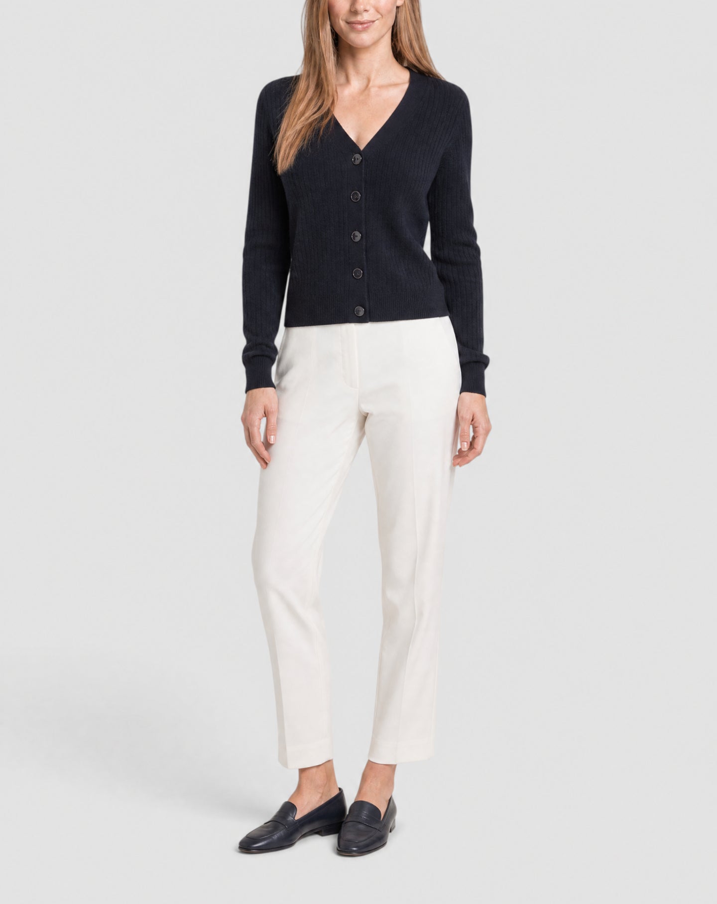 Loose-fitting flat-ribbed V-neck cashmere jumper - Black