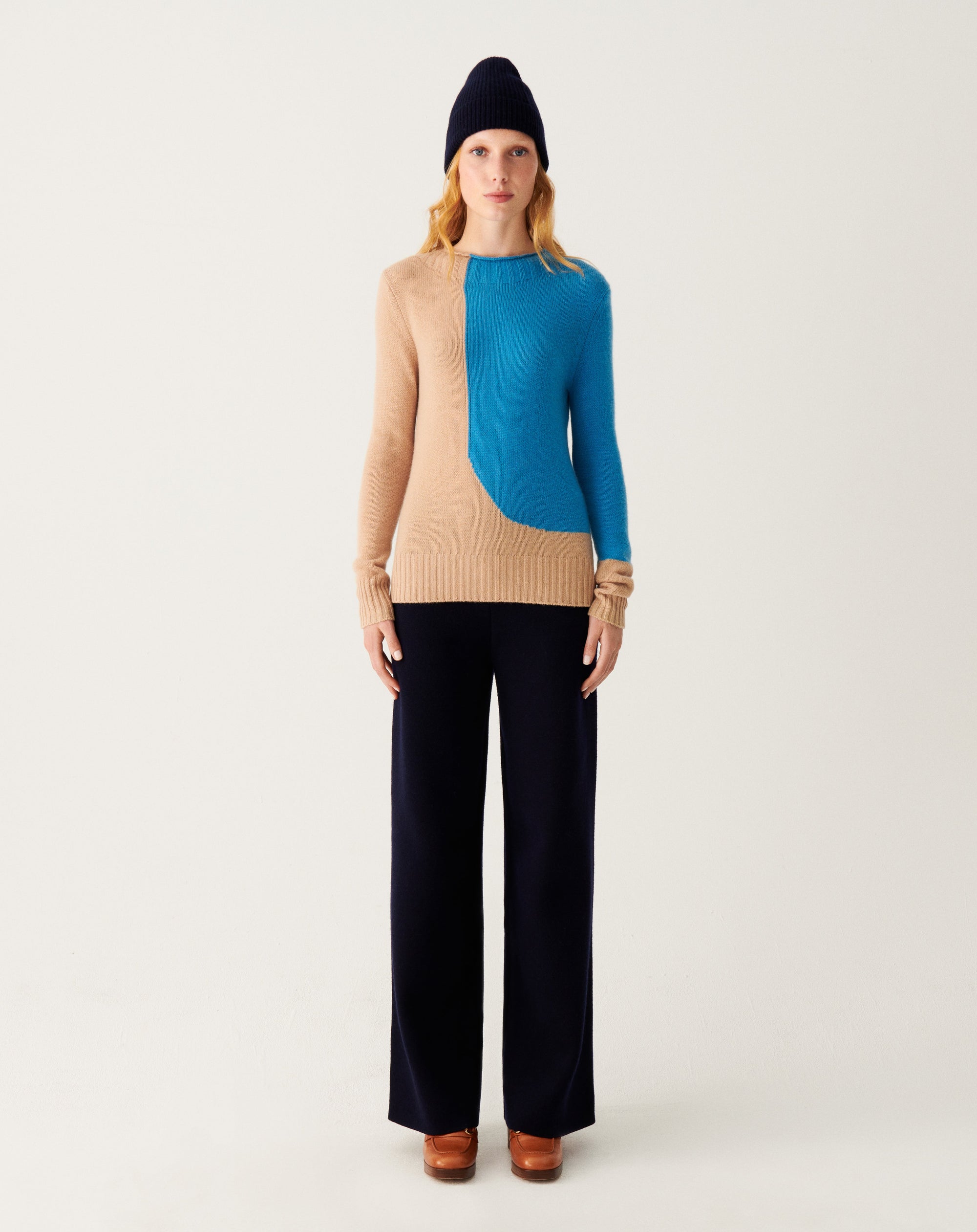 RECO130Col À Même Roulotté Intarsia Color Block - Pampas/Bleu Caldero
